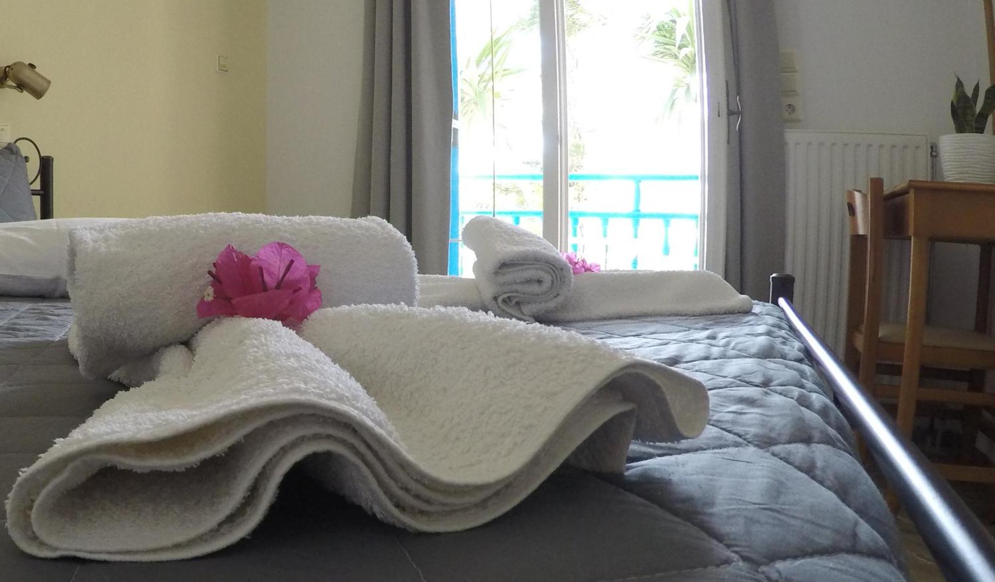 Hotel Zeus Kamári Pokoj fotografie